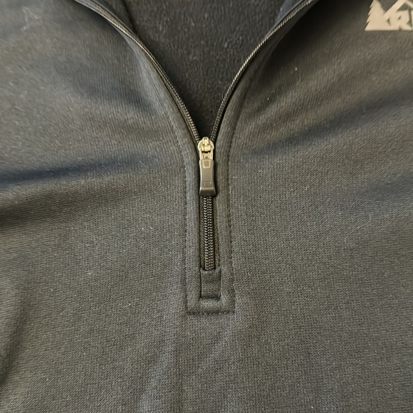 REI Black 3/4 Zip Mock Neck‎ Athletic Hiking Pullover - Picture 4 of 9